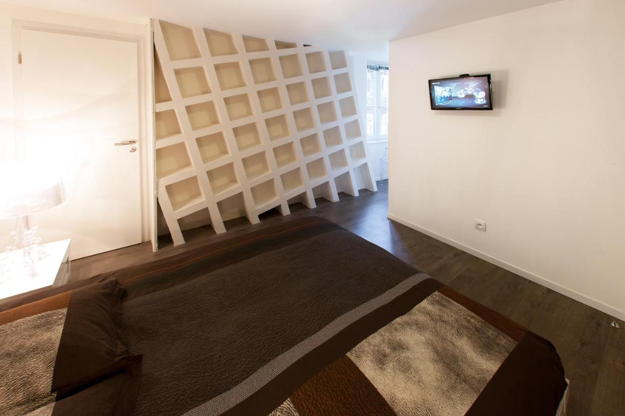 Le Corbeau - Grand Appartement Strasbourg Centre, Calme Esterno foto